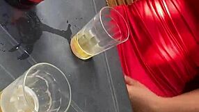 hey, watch this exibida slut bang married guy outdoors at the bar