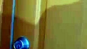 Honey sneaks mom's boyfriend into apartment for pussy fuck while mom works