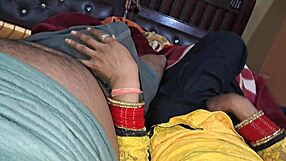 us raat bhabhi ne devar ko khud bulaya for secret fun