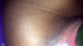 mel chorreada se masturba duro con juguetes latina joven cachonda