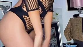 i'm petite bossbitch dallas escort for tryst