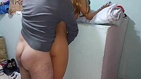 follando culona colombiana en bedroom como ama de casa navidad 🔥🍑