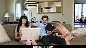 Stepsis slaves beg freeuse guy to fix laptop with milf tits and ass