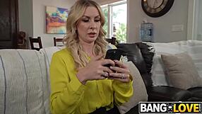 fucking stepmom's tight ass doggystyle relentless