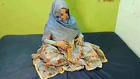 Pakistani Maid's Big Natural Tits Pussy Ravaged by House Owner in Bedroom