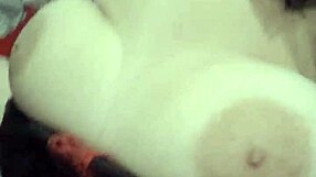 Eddiequeens jiggles her huge chubby tits in hot young update!