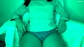 Amateur big pussy slut begs to be your playful pet all night long