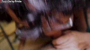 frida chupa mi verga y se traga todo el semen amateur