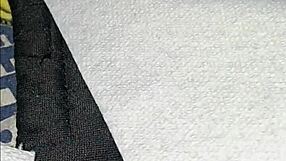 amateur guy with small cock cums super fast solo