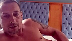 boa gozada features mature brazilian tattooed guy bareback handjob