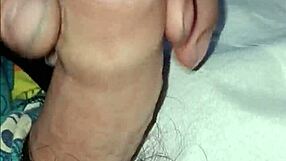 amateur guy with small cock cums super fast solo