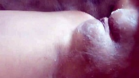 brazilian curvy wife shaves pussy bare for raw skin-on-skin bedroom fuck