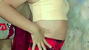 RICA LECHE DE transexual mona chorrea en CROSSDRESSING