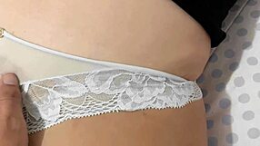 Sexy Latina Madrastra's Big Ass Seduces Hijastro for Wet Pussy Ride