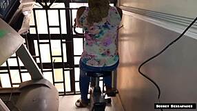 oh man... gym instructor can't resist fuckin this big ass 45yo's horny pussy with bbc