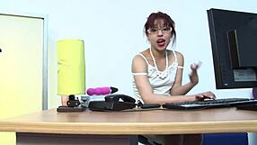 Shary shows how to stroke pussy right till cum explodes