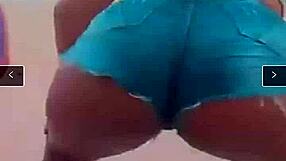 vagabunda shakes her funk in that tiny wedged short