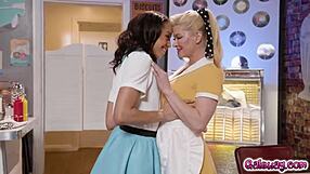 Waitress serene siren grinds on customer alexis tae kissing deeply while erotic dancing ensues