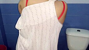 Gorgeous Chubby Desi Bhabhi Netu Nude Shower Bath in Bathroom