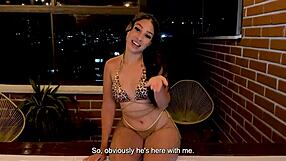 whoa, this colombian latina daniela adrea is cheating hard in the jacuzzi with her masseur 😏💦