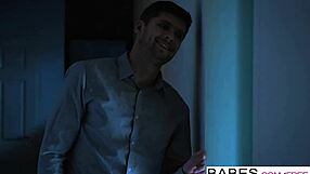 Kristof Cale pounds Linda Moretti's ass in elegant anal you've never felt before