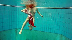 yo marketa, that hairy pussy looks tight underwater at the pool