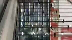 uhh i swear this candid teen ass in tight jeans is just too bouncy to ignore