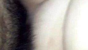 Vietnamese Beauty Chị Iuuuu Charms with Asian Allure