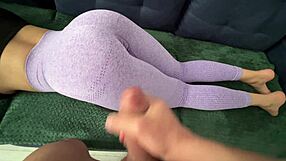 i give a cumshot on my stepsister's leggings after yoga