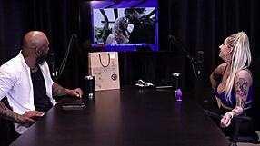 NA CADEIA ELA FOI COLOCADA NA SELA ESPECIAL MULHER DE BANDIDO GASTANDO TUDO JULIA FONTANELLi RED SHEER!