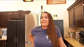 เฮ้ยลูกชาย อยากเลี้ยงลูกต้องห้ามกับแม่เลี้ยงเคนดร้า ฮาร์ทที่กรี๊ดร้องมั้ย?