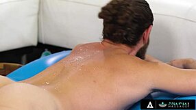 สาวแดงซอนย่า ฮาร์คอร์ท นวดนูรูน้ำมันอมลึกด็อกกี้มุมสามี