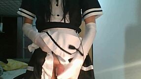 ว้าวเมดเฟมบอยตัวเล็กกลืนน้ำว่าวกองโต