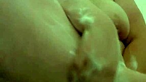 hey i'm just handwashing myself real casual like