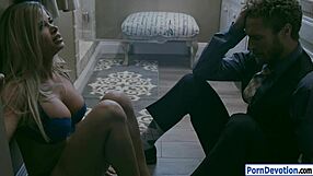 Sexy Blonde Jessa Rhodes Pounded Hard by Monster Cock in Shaved Pussy