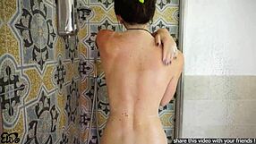 elivalovecam watch me ride moan kinky in dorm cam show