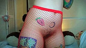 She pulls on red pantyhose for daddy then twerks hard on his face