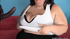 Guy's Thick BBC Drills Deep Into Desiree Devine's Chubby Fat Pussy