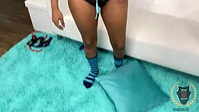 Enticing Big Ass Bent for Sultry Rimming Tease