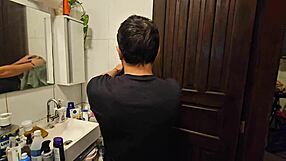 damn this hairy milf cheats creampie on big clit pussy lips!!