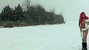 Naked Outdoor Garden Pussy Flash