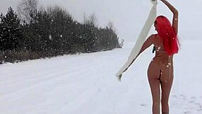 Naked Outdoor Garden Pussy Flash