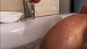 darcia lee teases boobs ass in interactive bathtub play