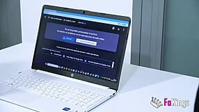 latina valen pink's big ass fucks lucky fan in rough quickie surprise