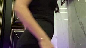 hey club slut, watch me fuck my wet pussy in the toilet