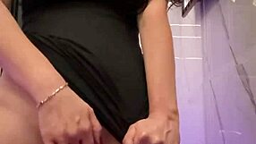 hey club slut, watch me fuck my wet pussy in the toilet