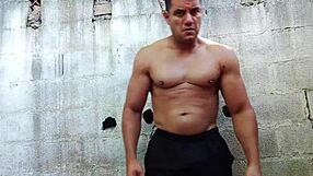 Yuri Gaúcho's Muscular Bear Handjob Bursts Huge Cumload