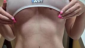 russian wet pussy lick joi instructions... drink my squirtin juice now!!