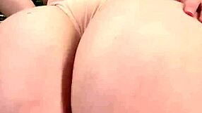 Thick bea york bounces curvy ass riding dildo toys compilation