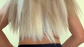 deliciosa transexual con pene rico y tetas pequeñas ready to play.